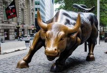 5 Ultra-Popular Stocks Wall Street Views as Overvalued